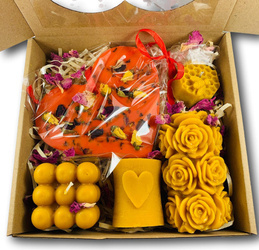 Prezent na WALENTYNKI ZESTAW 4 ŚWIEC SERCE WOSK